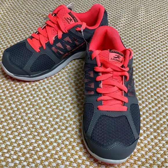 Diabetic shoes wide I RUNNER BY HYLAN Diabetic Orthopedic leather size 6XW. NWT. - Picture 1 of 7